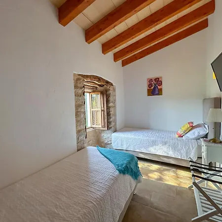 Son Reina Villa